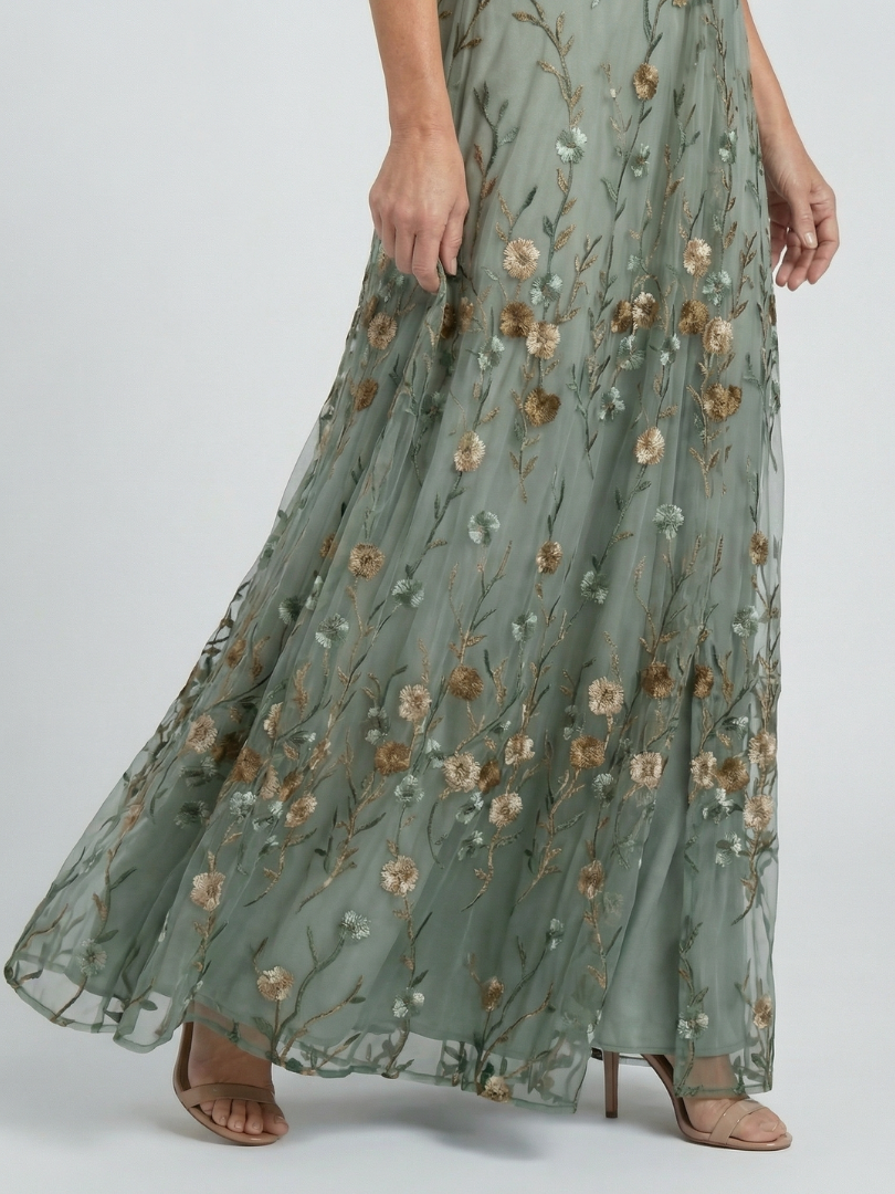 Selora | Women's Halter Bloom Flow Maxi Dress