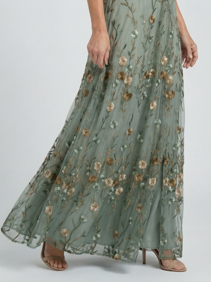Selora | Women's Halter Bloom Flow Maxi Dress