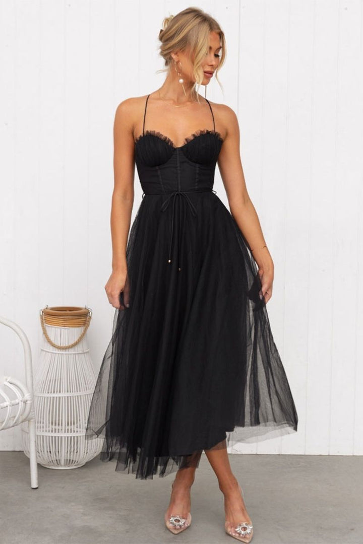 Ersilia women's midi dress with sweetheart neck and short sleeves