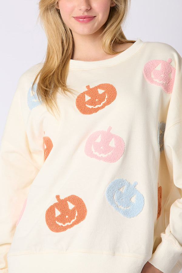 Gisla | Women's Colourful Pumpkin Sweatshirt with Embroidered Detail - image 11