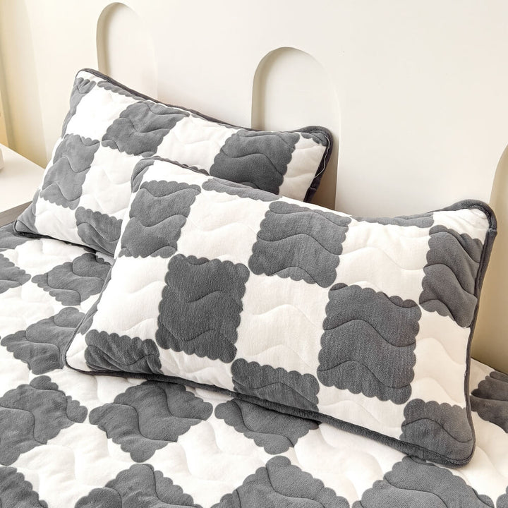 Tuross | Milk Velvet Checked Fitted Sheet Mattress Cover - image 6