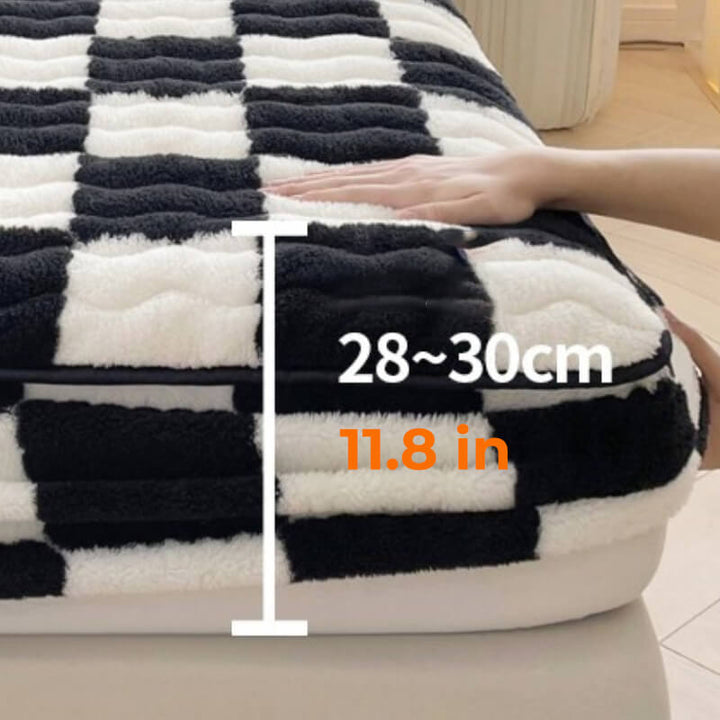 Tuross | Milk Velvet Checked Fitted Sheet Mattress Cover - image 2