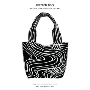 Curve Black