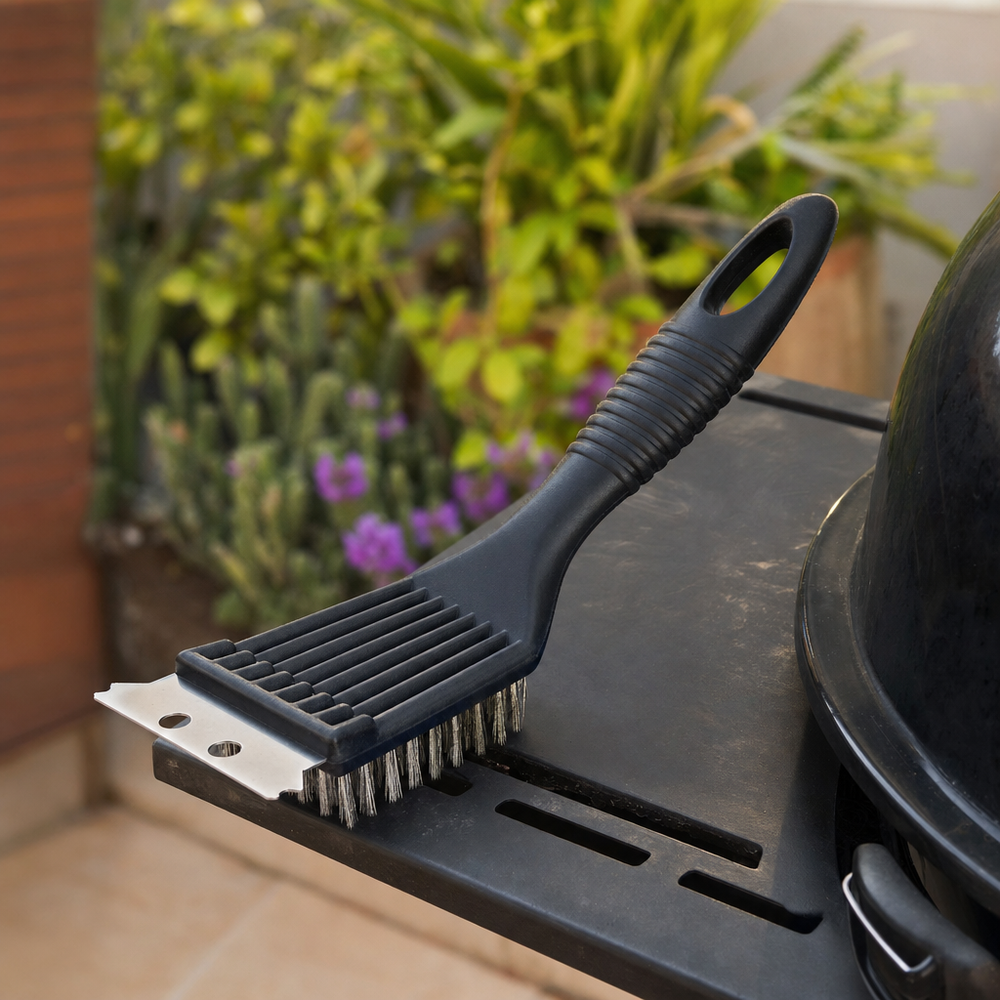 Bermagui | BBQ Grill Cleaning Brush, Heavy-Duty Steel Bristle Scraper - image 2