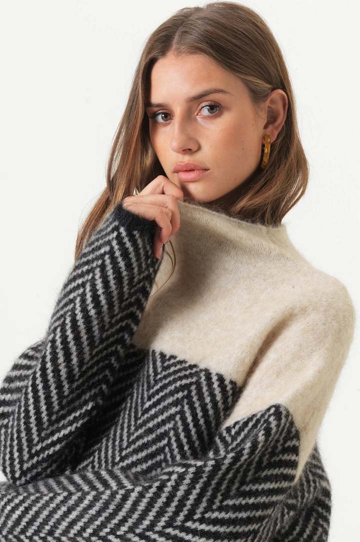 Elspeth | Turtleneck Winter Sweater for Women