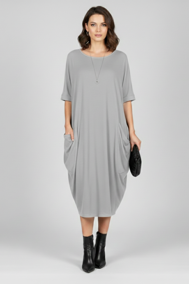 Pia | Women's Dress with Round Neck and Short Sleeves