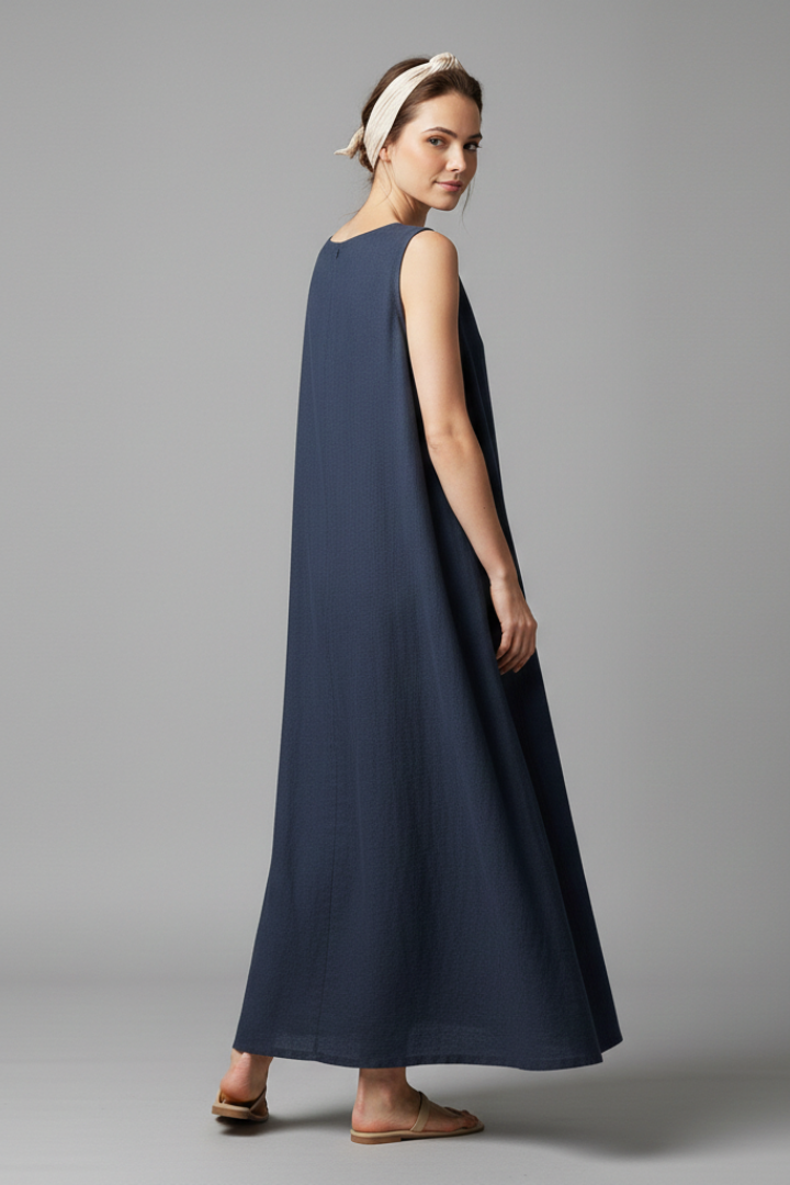 Oralie | Women's Dress with Round Neckline and Side Pockets
