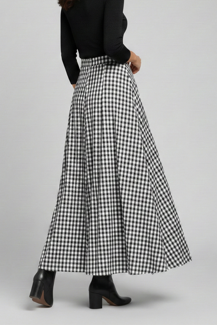 Gwyneth | Women’s Maxi Skirt with High Waist and Check Pattern