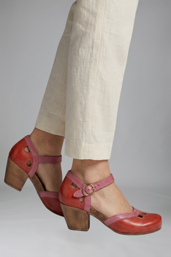Pearl | Women's Orthopaedic Sandals with Buckle Closure for Everyday Wear