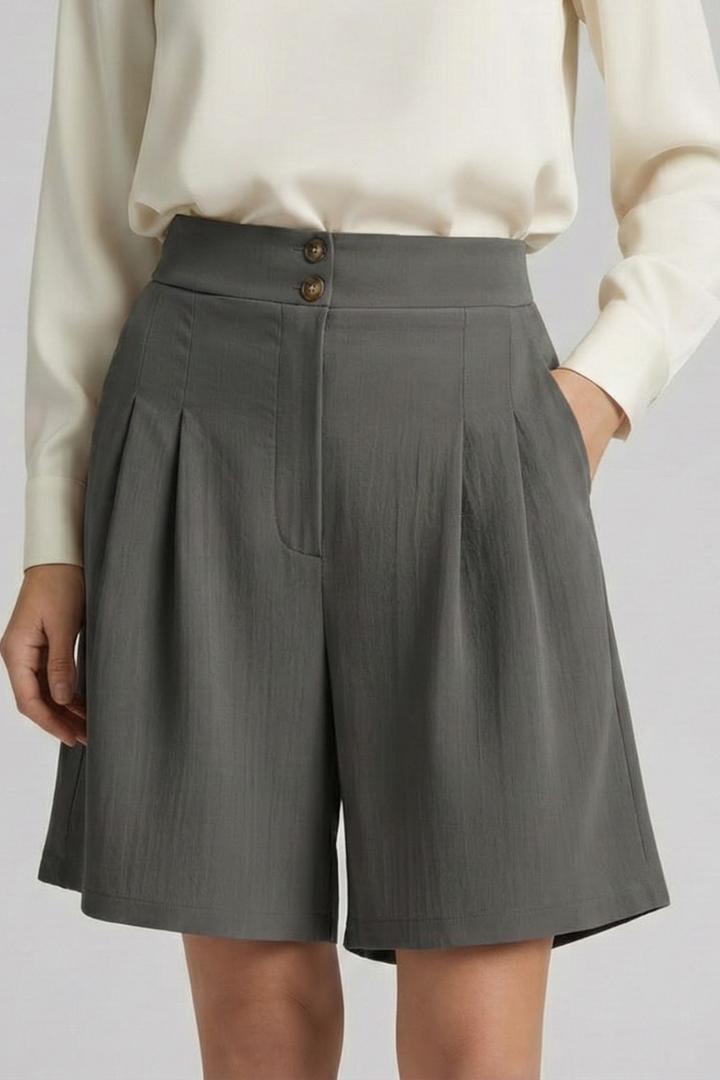 Kyra | Women's Shorts with Button Waist and Wide Legs