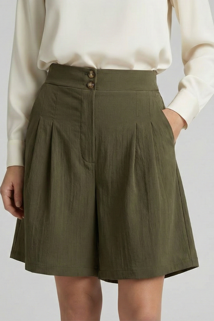 Kyra | Women's Shorts with Button Waist and Wide Legs