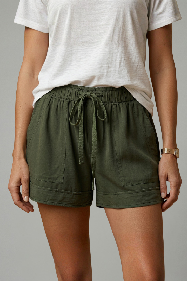 Amaryllis | Women's Shorts with Drawstring Waist and Relaxed Fit
