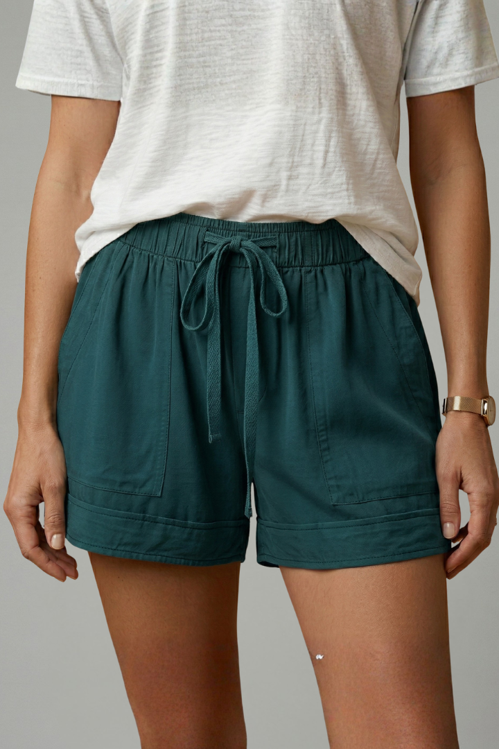 Amaryllis | Women's Shorts with Drawstring Waist and Relaxed Fit
