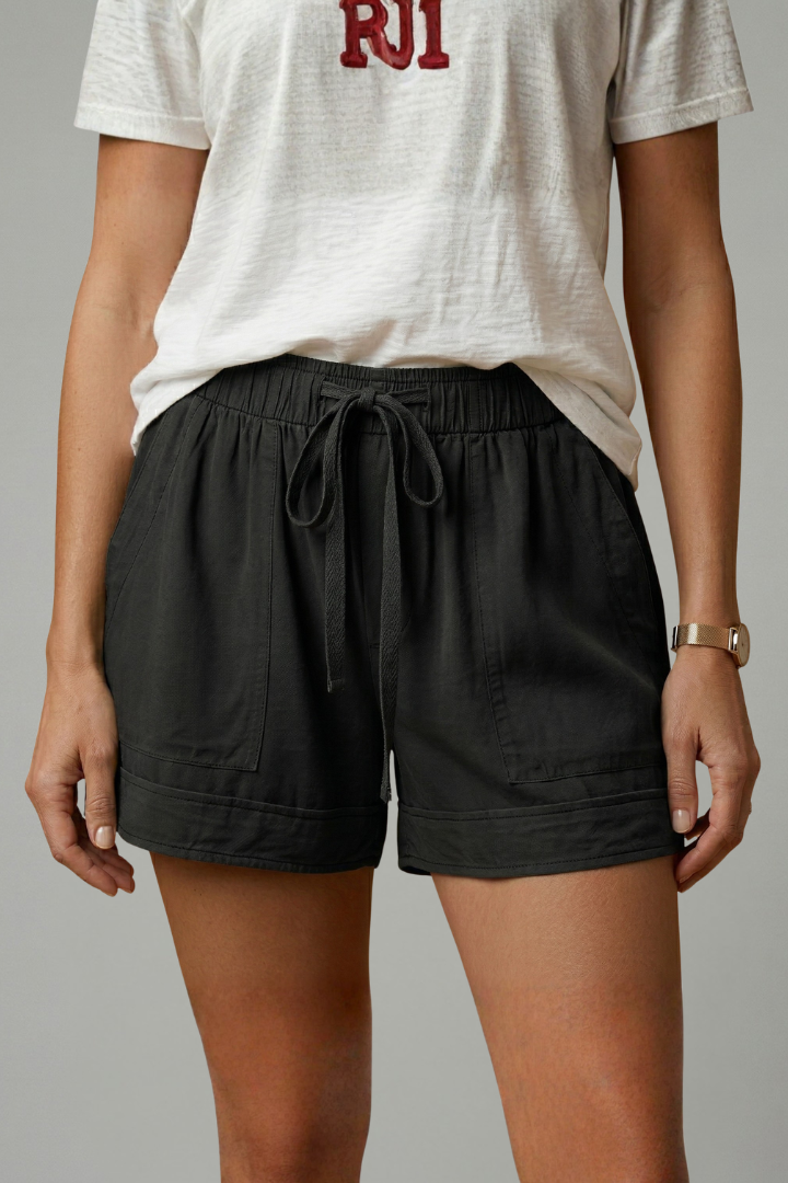 Amaryllis | Women's Shorts with Drawstring Waist and Relaxed Fit