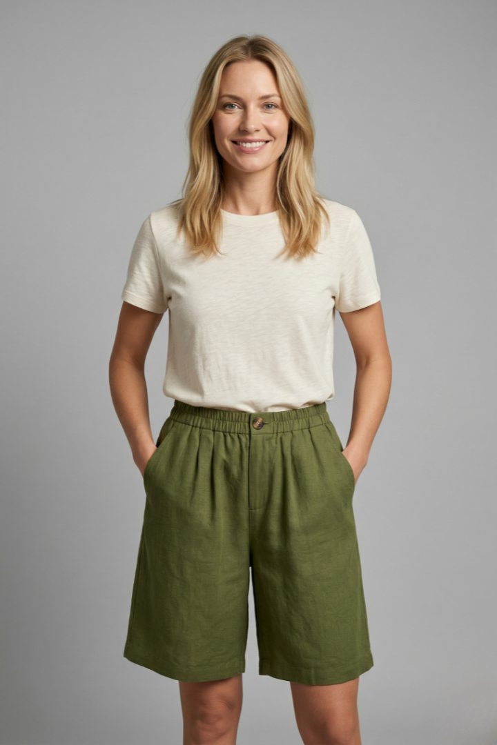 Leah | Women's Shorts with Elastic Waistband and Side Pockets