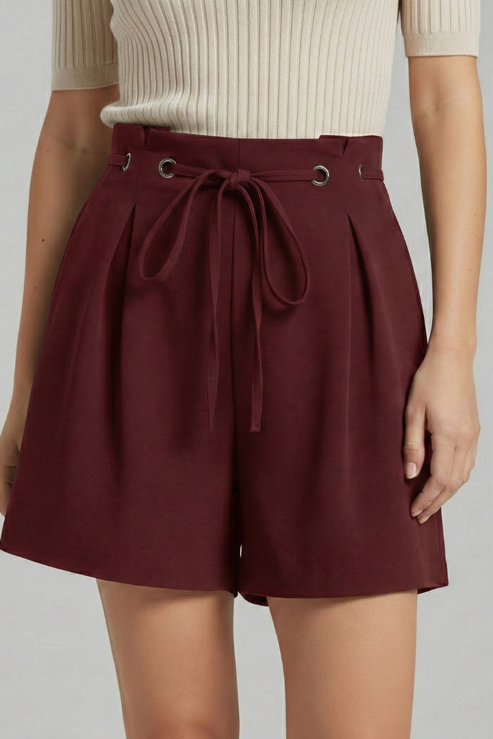 Irmgard | Women's Shorts with Tie Waist and Pleated Front