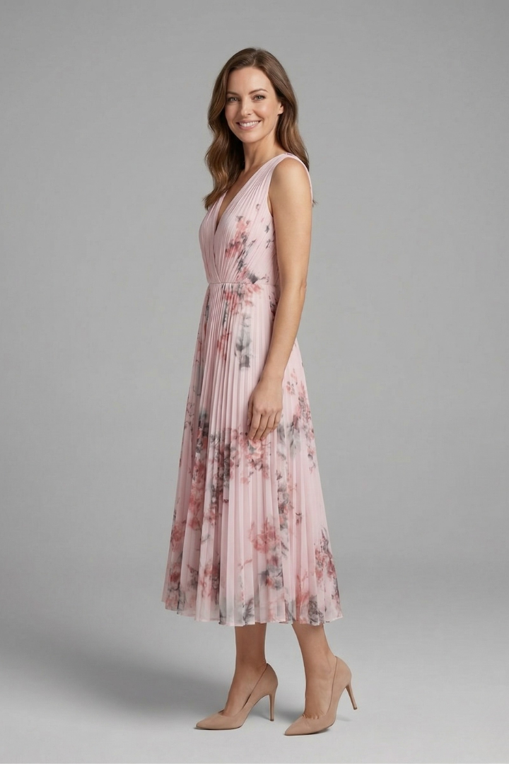 Ruby | Women's Sleeveless Dress with V-Neck and Pleated Skirt