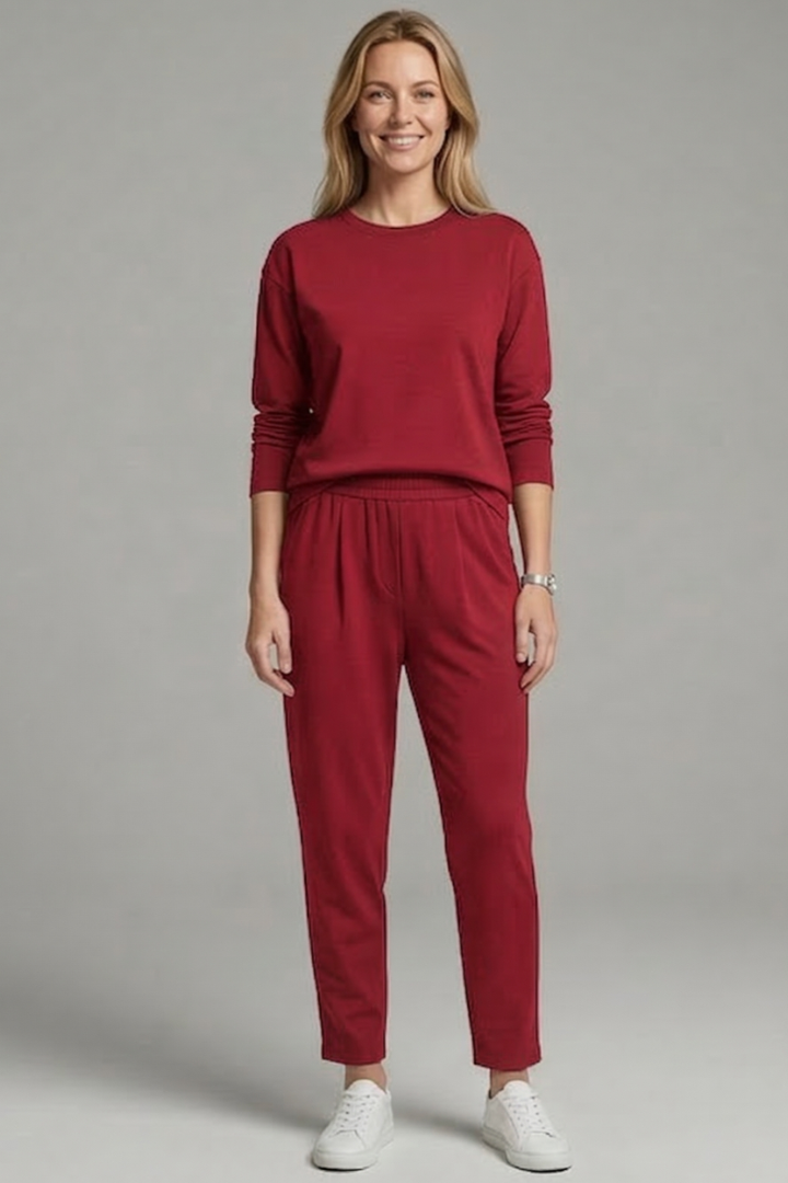 Constanza | Women's Two-Piece Set with Crew Neck Top and Tapered Trousers